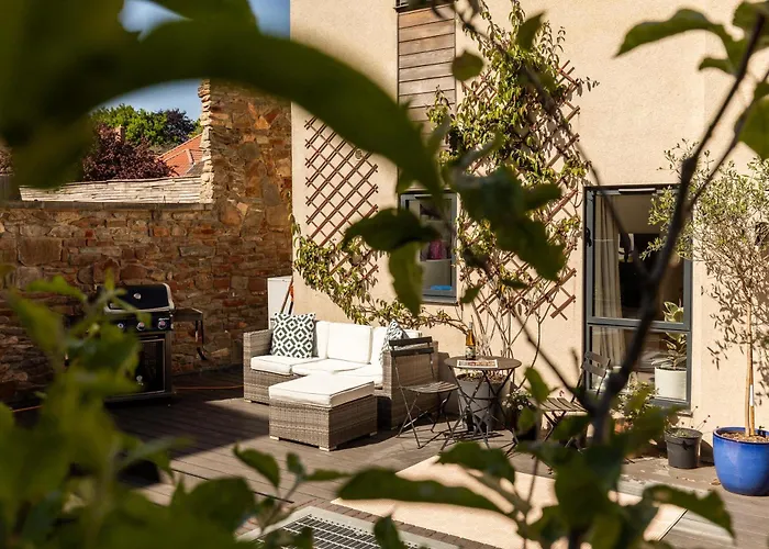 Stylish Family With Garden Holiday home Bristol